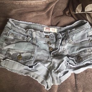 Lei Camo Jean Shorts